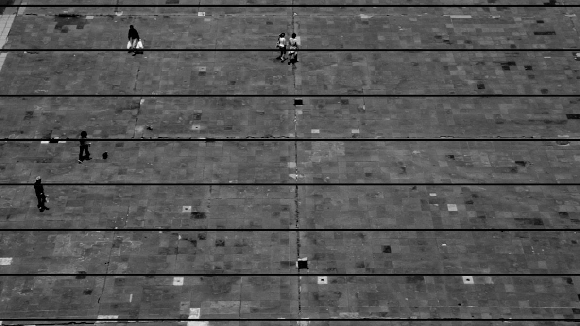 Tlatelolco, Shot from a balcony